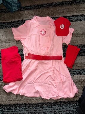 Womans Rockford Peaches Baseball Uniform Costume with Cap